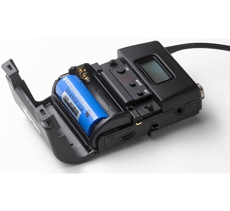 Mipro ACT-700T oplaadbaar breedband bodypack zender met mini XLR connector, metalen behuizing, LCD display, 72MHz 10mW/50mW - Afbeelding 4